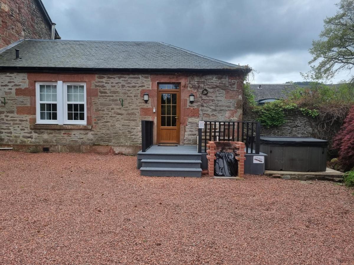 Auchendennan Farm Self Catering Cottages Balloch Exterior foto