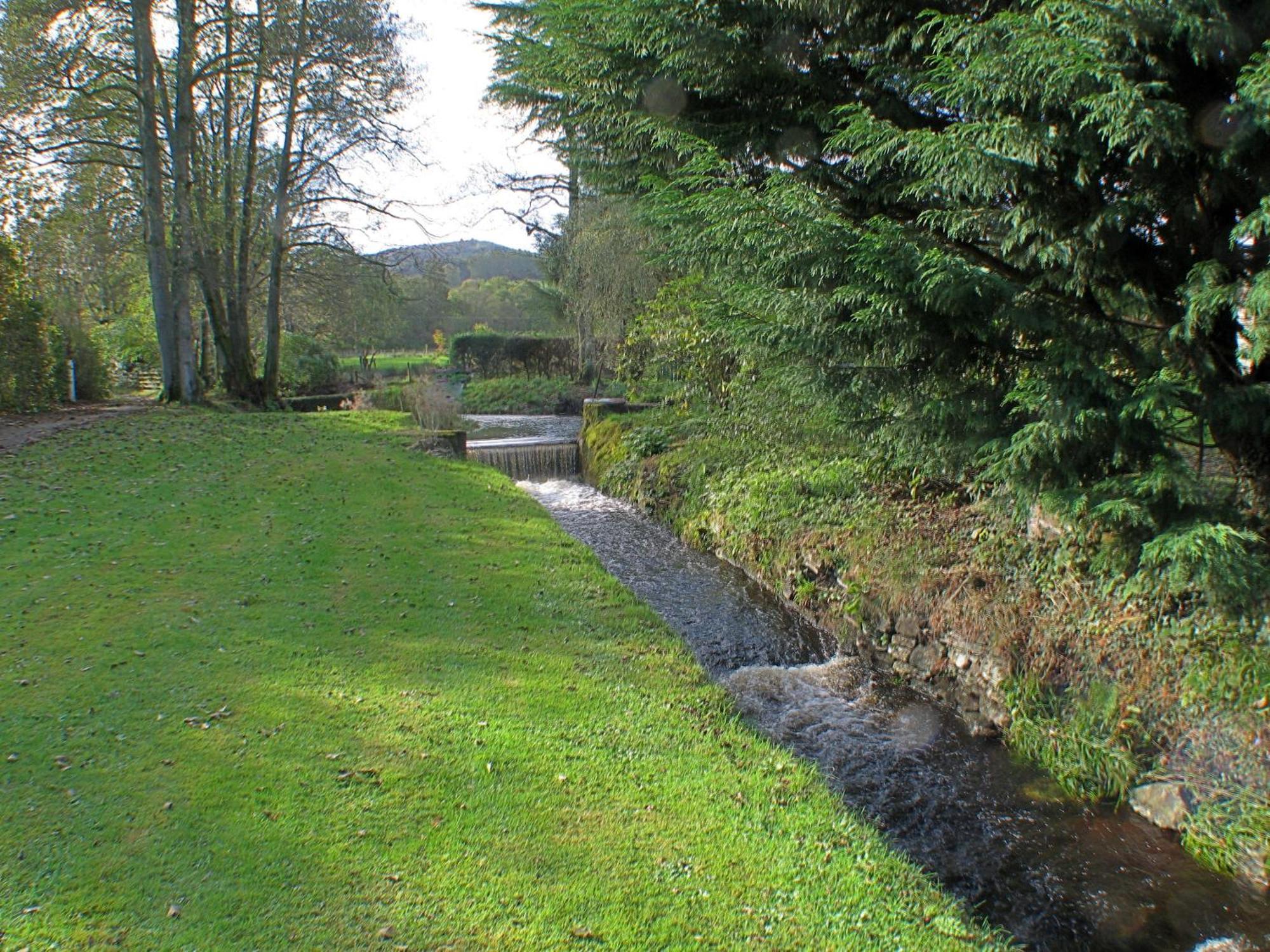 Auchendennan Farm Self Catering Cottages Balloch Zimmer foto