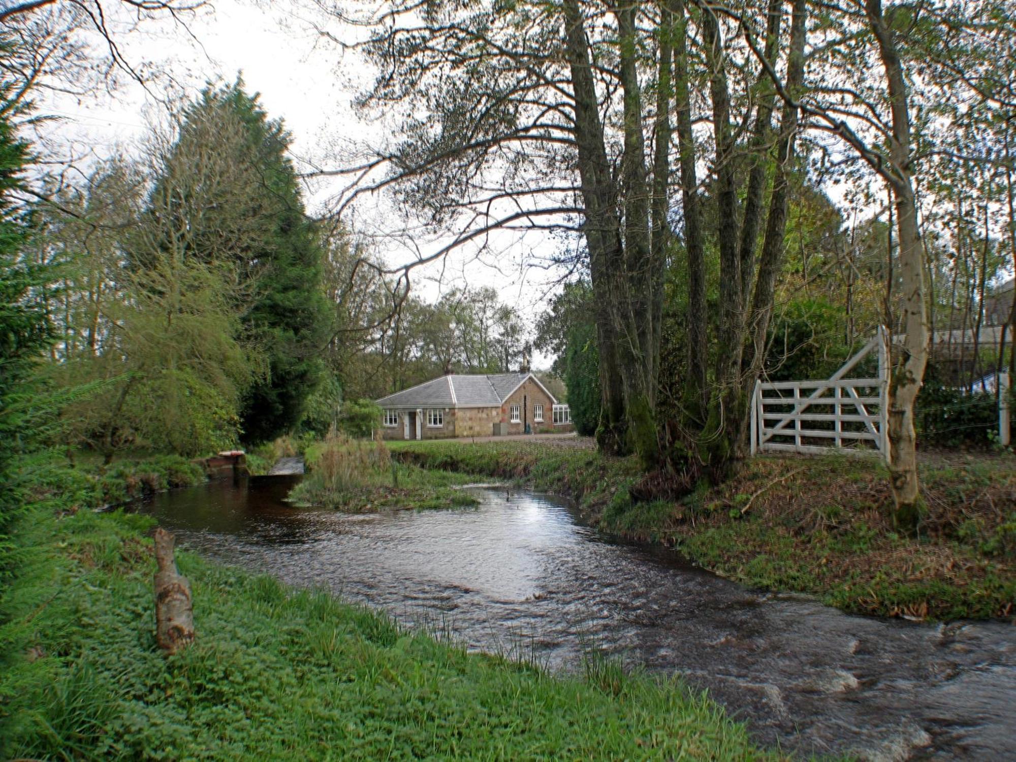 Auchendennan Farm Self Catering Cottages Balloch Zimmer foto